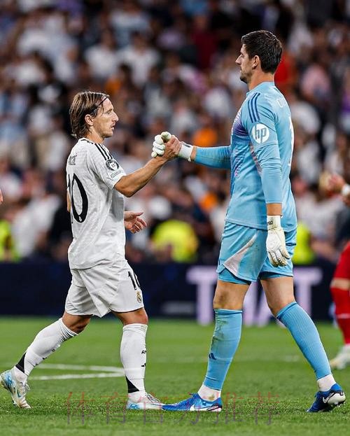 马卡:安帅不满皇马的表现 门迪左路防守孤立无援